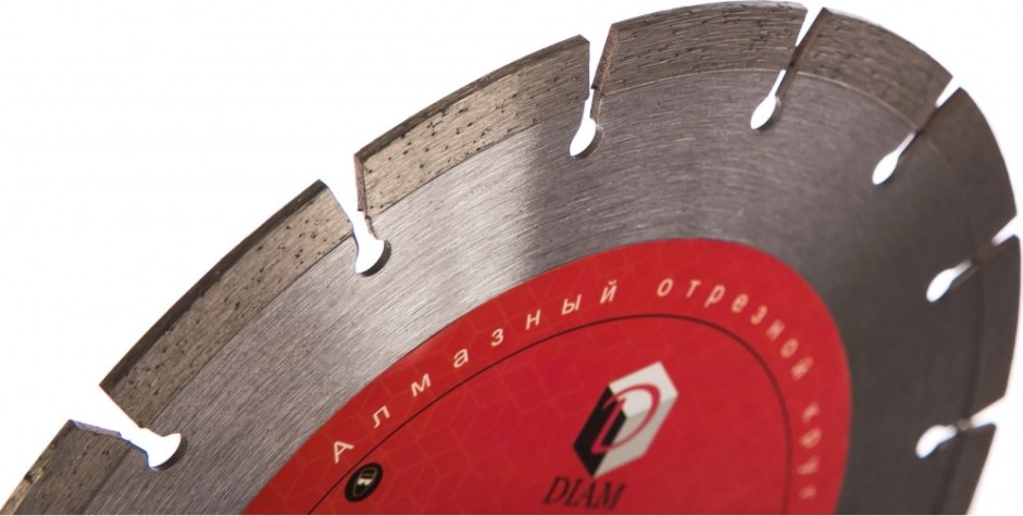 Алмазный диск для резки бетона DIAM Master Line 230*2,6*10*22,2 [000582]