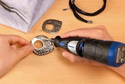 Шлифовальная насадка DREMEL 462 6,35 мм, форма "пуля", резиновая с абразивом [26150462JA]
